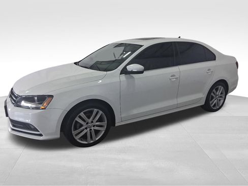 Used 2018 Volkswagen Jetta SEL FWD image 1