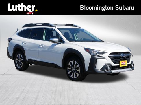 Certified 2025 Subaru Outback Touring XT AWD/4WD image 1