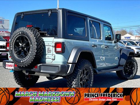 Used 2023 Jeep Wrangler Unlimited w/ Cold Weather Group image 10