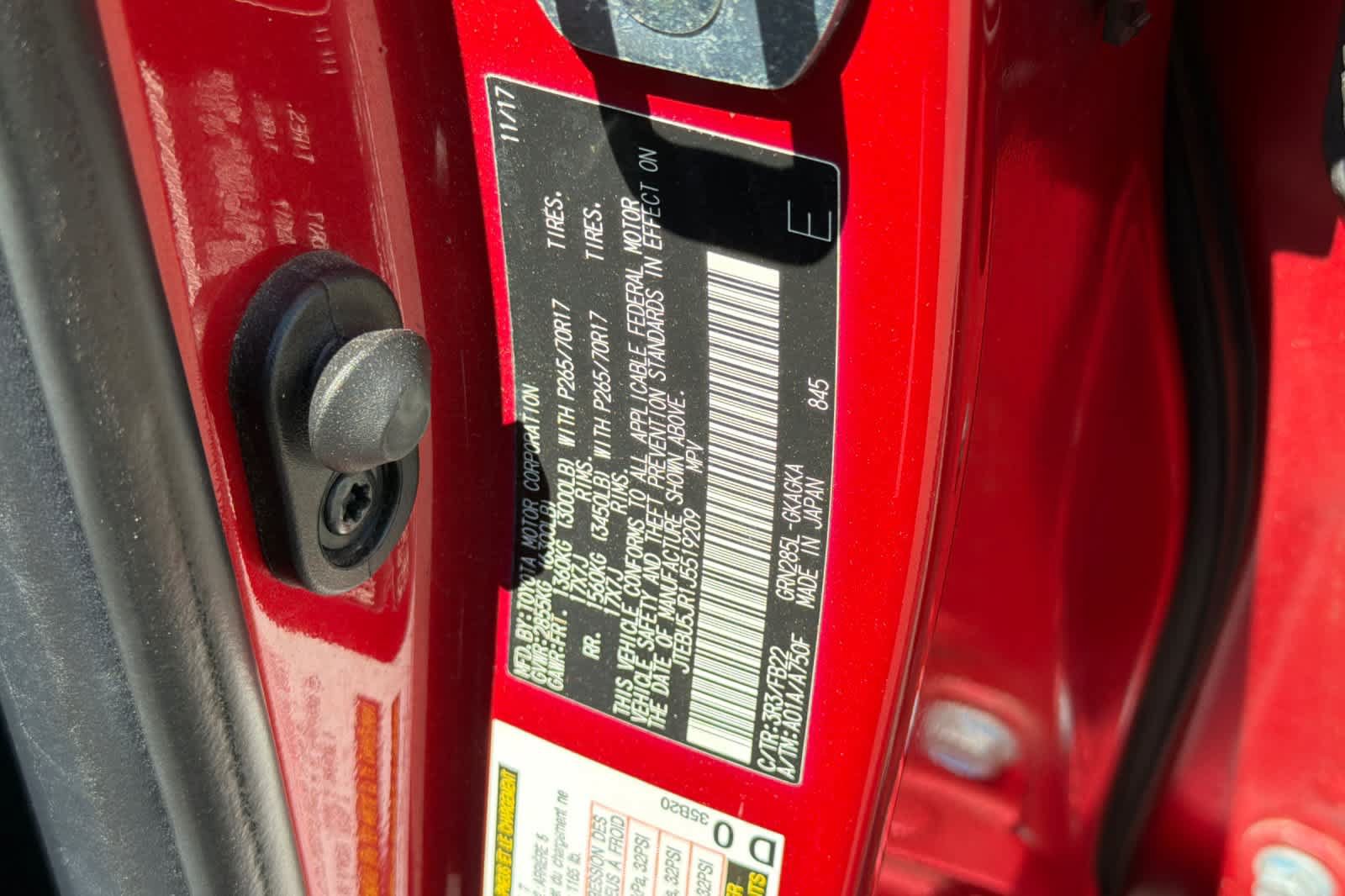 Used 2018 Toyota 4Runner 4WD image 32