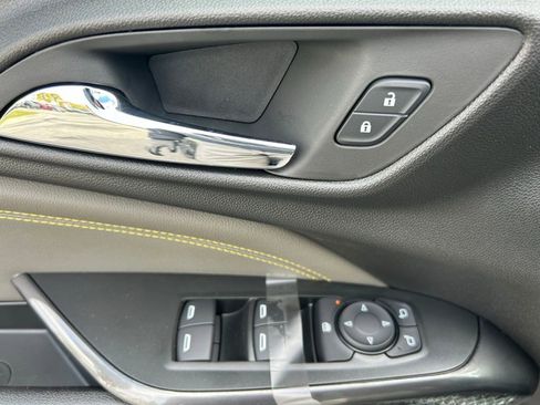 New 2026 Chevrolet Trax ACTIV w/ Sunroof Package image 27