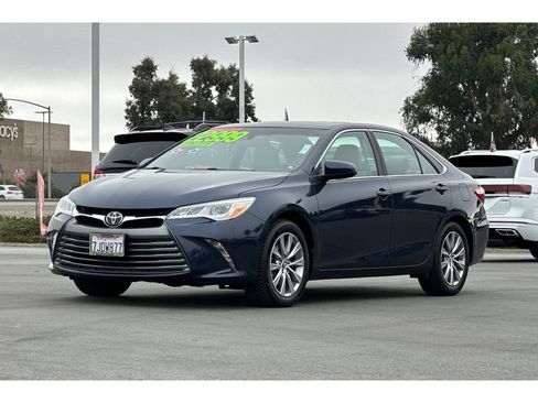 Used 2015 Toyota Camry XLE w/ Advanced Technology Package FWD image 8