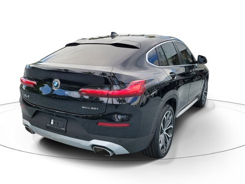 Certified 2024 BMW X4 xDrive30i w/ Premium Package AWD/4WD image 4