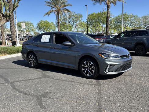 Certified 2025 Volkswagen Jetta S image 6