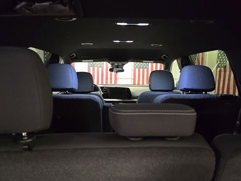 New 2026 Chevrolet Traverse LT image 10