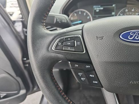 Used 2021 Ford EcoSport SE w/ SE Appearance Package image 16