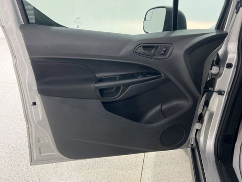 Used 2018 Ford Transit Connect XL image 16