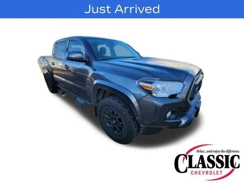 Used 2022 Toyota Tacoma SR5 image 1