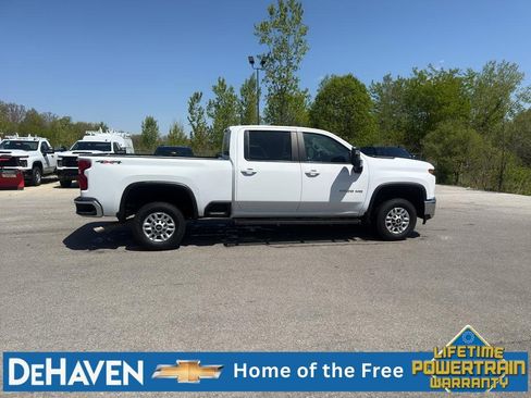 Used 2023 Chevrolet Silverado 2500 LT w/ Convenience Package AWD/4WD image 7
