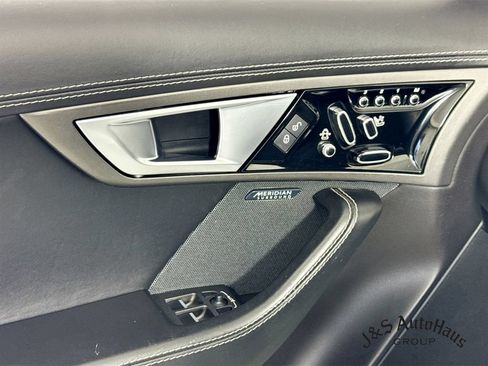 Used 2016 Jaguar F-TYPE R AWD/4WD image 24
