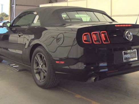 Used 2014 Ford Mustang Premium RWD image 2