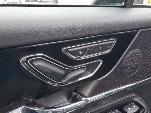 New 2026 Lincoln Corsair Premiere image 9