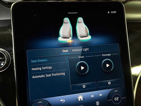 Used 2025 Mercedes-Benz GLC 300 GLC 300 image 34