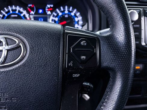 Used 2018 Toyota 4Runner TRD Off-Road Premium AWD/4WD image 26