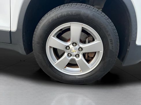 Used 2016 Chevrolet Trax LS image 2