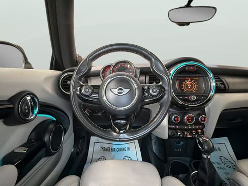 Used 2018 MINI Cooper S FWD image 17