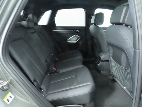 Used 2023 Audi Q3 2.0T Premium w/ Convenience Package image 22