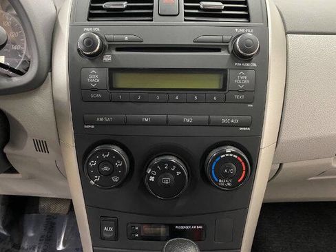 Used 2010 Toyota Corolla XLE image 21