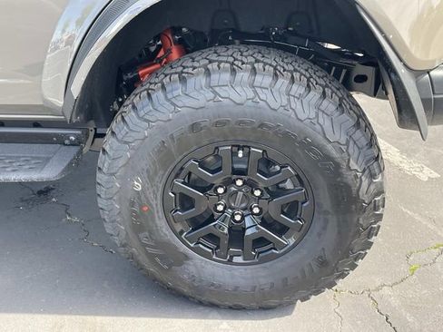 New 2026 Ford Bronco Raptor w/ Interior Carbon Fiber Pack AWD/4WD image 33