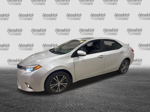 Used 2016 Toyota Corolla LE image 12