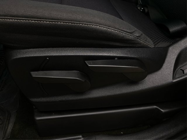 Used 2018 Chevrolet Silverado 1500 LT AWD/4WD image 24