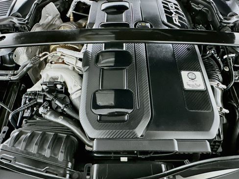 Used 2023 Mercedes-Benz C 43 AMG 4MATIC Sedan image 30