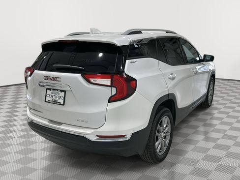 Used 2024 GMC Terrain SLT w/ Tech Package image 5