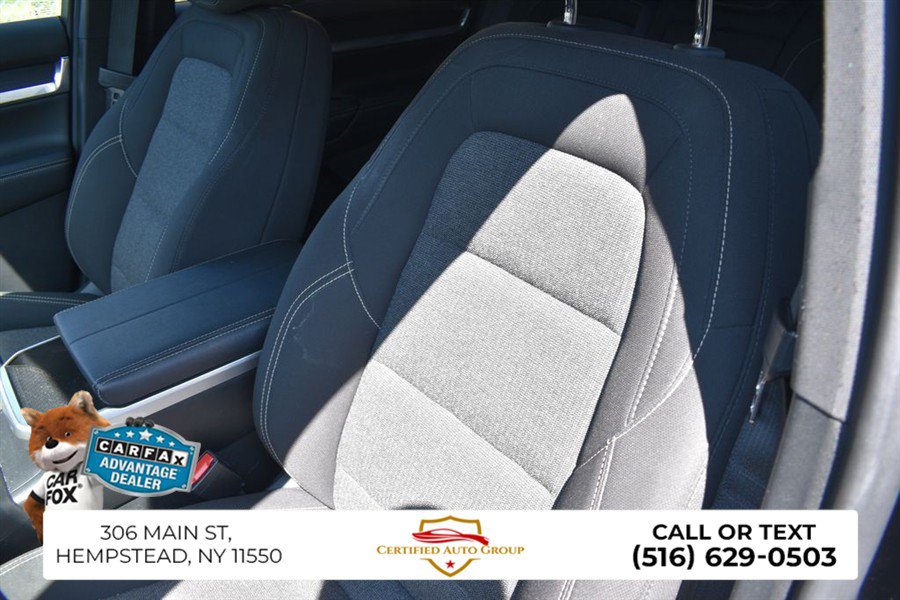 Used 2025 GMC Terrain Elevation AWD/4WD image 8