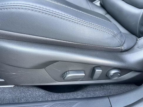 Certified 2026 Subaru Outback Premium w/ Premium/Limited Plus Package AWD/4WD image 19
