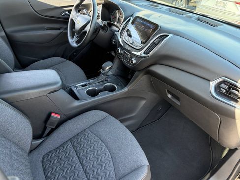 Certified 2024 Chevrolet Equinox LT FWD image 13