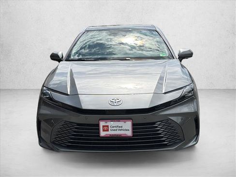 Used 2025 Toyota Camry XLE w/ Premium Plus Package FWD image 2