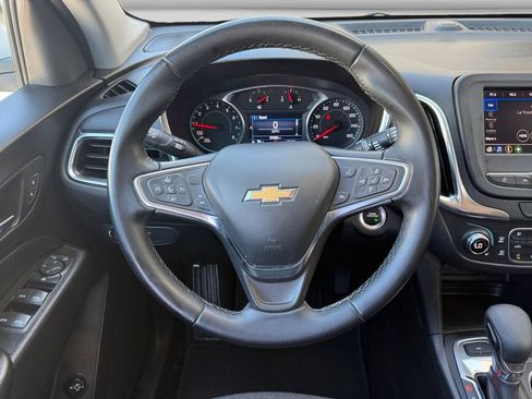 Used 2024 Chevrolet Equinox LT AWD/4WD image 12