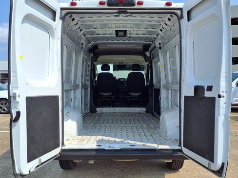 Used 2025 RAM ProMaster 2500 w/ Convenience Group FWD image 23