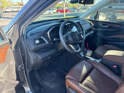 Used 2024 Subaru Ascent Touring w/ Popular Package #2 AWD/4WD image 13