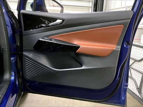 Used 2022 Volkswagen ID.4 Pro S w/ Gradient Package image 27