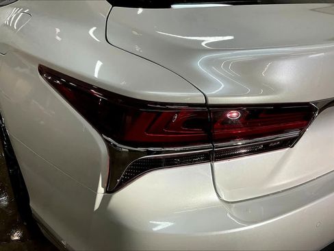 Used 2020 Lexus LS 500 image 32