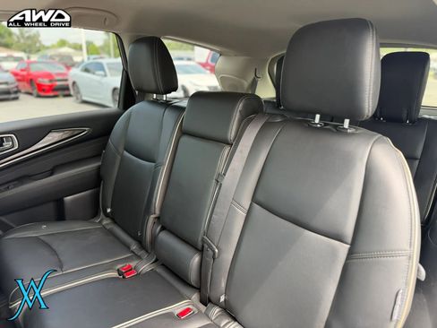 Used 2019 INFINITI QX60 Pure AWD/4WD image 17