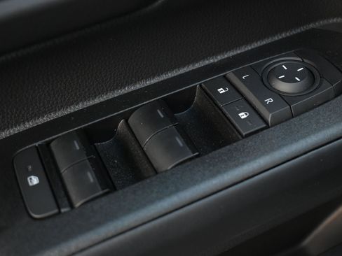 Used 2025 Toyota 4Runner TRD Sport AWD/4WD image 16