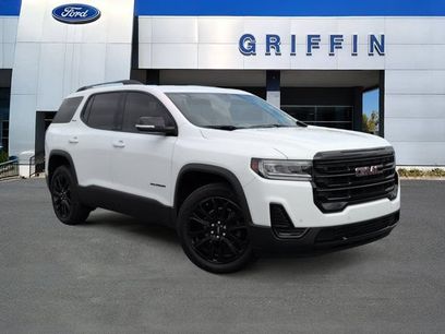 Used 2023 GMC Acadia SLE w/ Driver Convenience Package