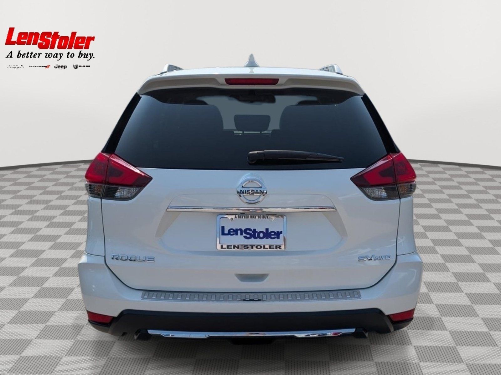 Used 2018 Nissan Rogue SV AWD/4WD image 4