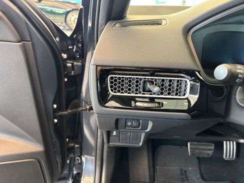 Used 2025 Honda Civic Sport Touring image 16