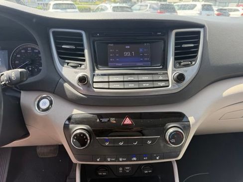 Used 2017 Hyundai Tucson Sport AWD/4WD image 16