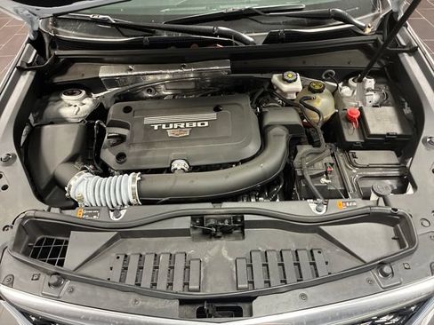 Used 2024 Cadillac XT4 Premium Luxury w/ Active Safety Package FWD image 22