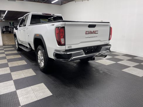 Used 2021 GMC Sierra 2500 SLE w/ SLE Value Package; AWD/4WD image 2