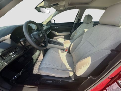 Certified 2024 Honda Accord EX image 18