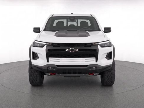 Used 2024 Chevrolet Colorado ZR2 w/ ZR2 Bison Edition AWD/4WD image 2
