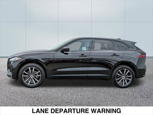 Used 2024 Jaguar F-PACE R-Dynamic S image 2