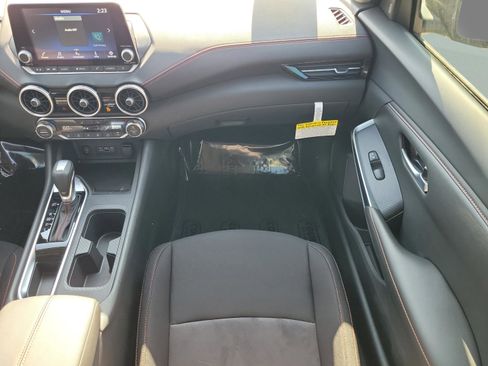 New 2025 Nissan Sentra SR image 16