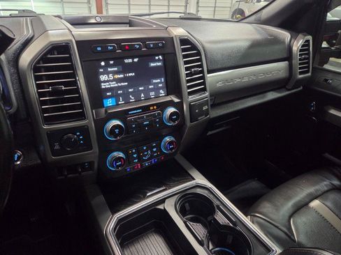 Used 2019 Ford F250 Platinum w/ Platinum Ultimate Package image 49