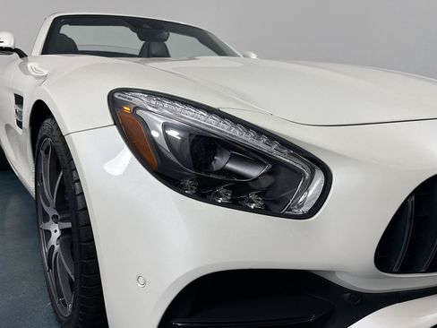 Used 2018 Mercedes-Benz AMG GT Roadster image 49